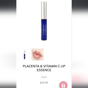 Lip essence that contains vitamin C and placenta
